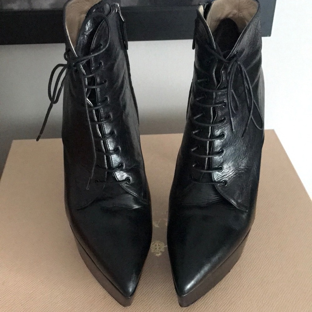 Prada black booties - Picture 4 of 6